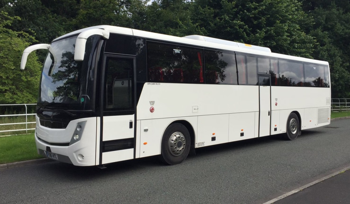 imgi_217_boaw7e06dtb1gt5zruc0qzj5vaik_2020-MAN-Mobipeople-Explorer-1